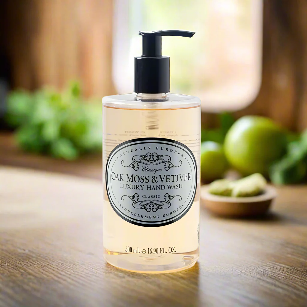 Naturally European Oak Moss and Vetiver Hand Wash 500ml - Image 2