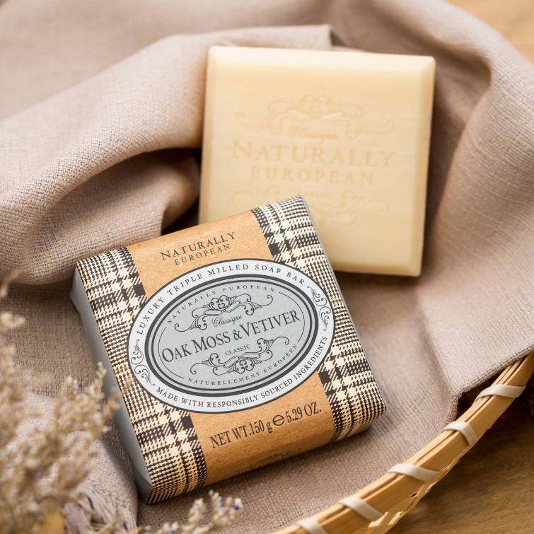 Naturally European Oak Moss and Vetiver Soap Bar 150g - Image 2