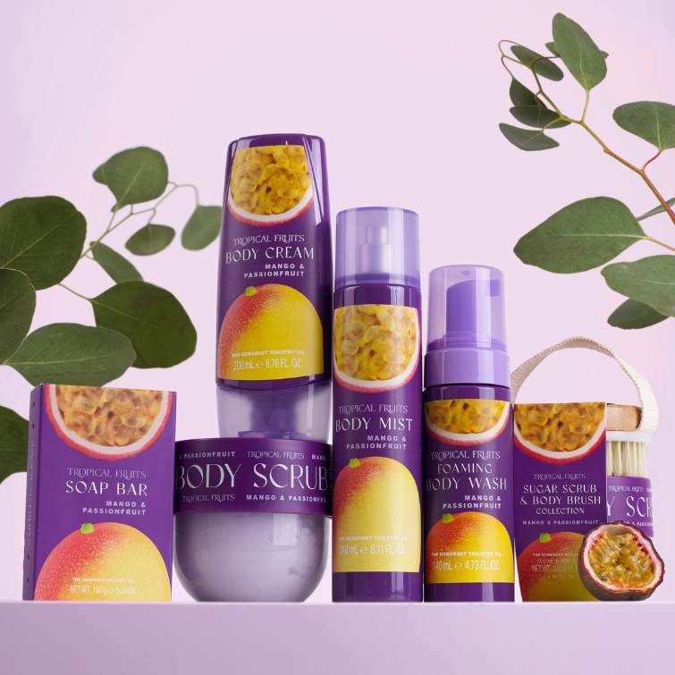 Tropical Fruits Mango and Passionfruit Body Scrub 310g - Image 3